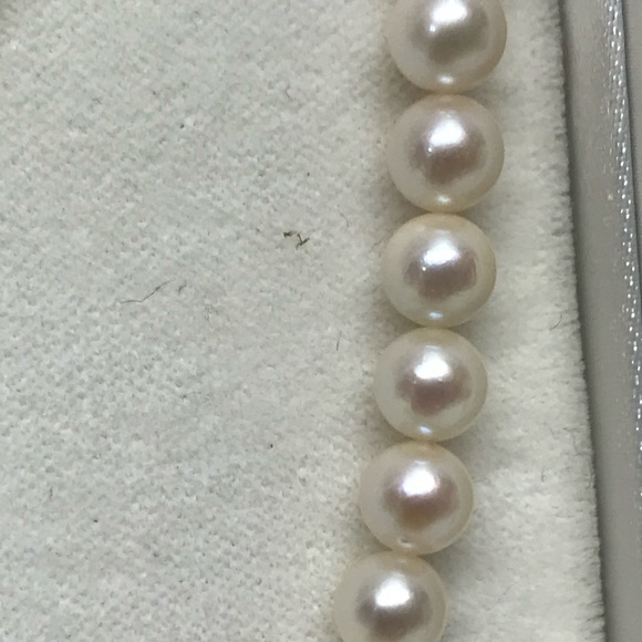 10K White Gold Filagree Clasp South Sea Pearl Necklace 21.5 in - Picture 6 of 14